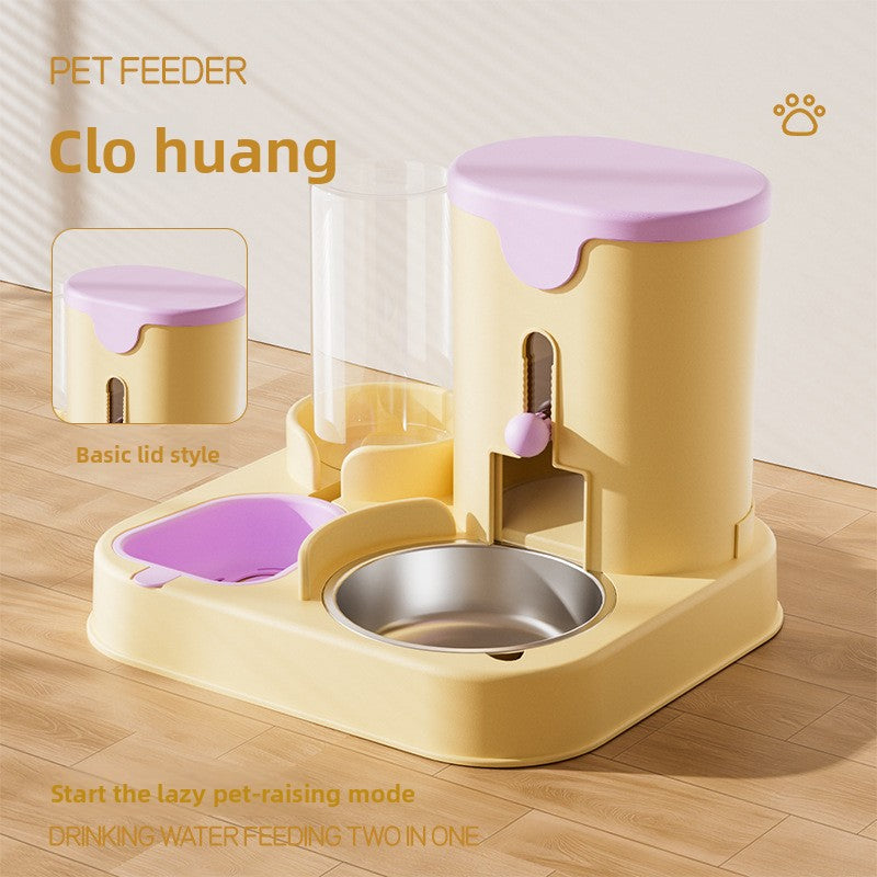 Pet feeder