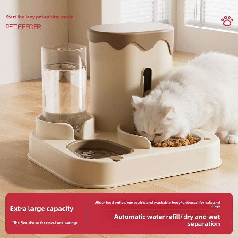 Pet feeder